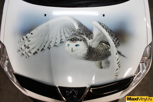 Винилография ввиде совы на капот Peugeot 4007